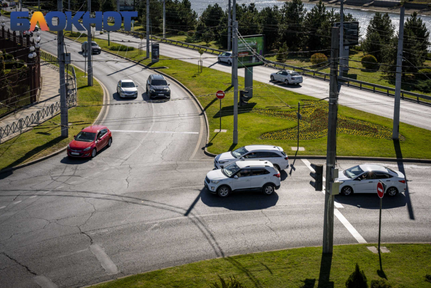 В Краснодаре запустили новые камеры на ремни и разговоры по телефону 