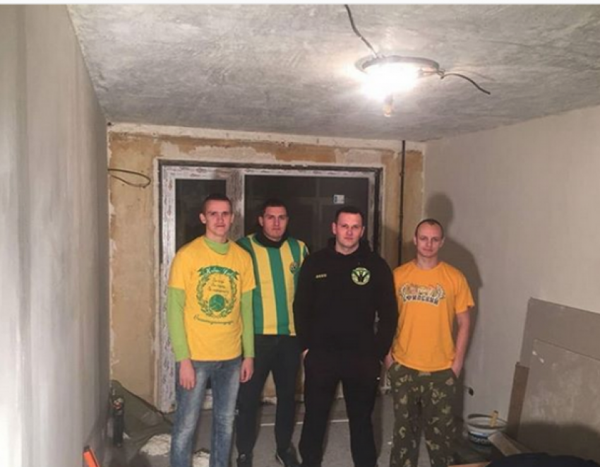  В сгоревшей квартире легенды «Кубани» поставили новые окна 