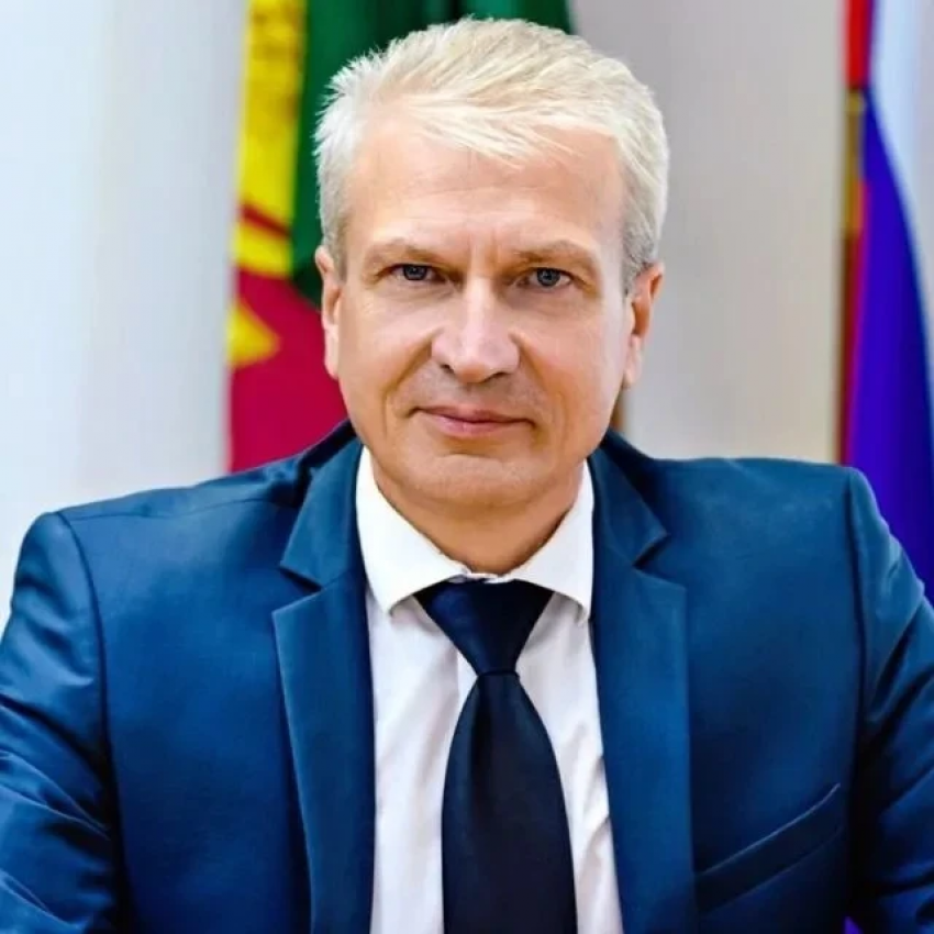 Из-за старшего брата: опытный глава района на Кубани ушёл в отставку и выложил откровенный пост 