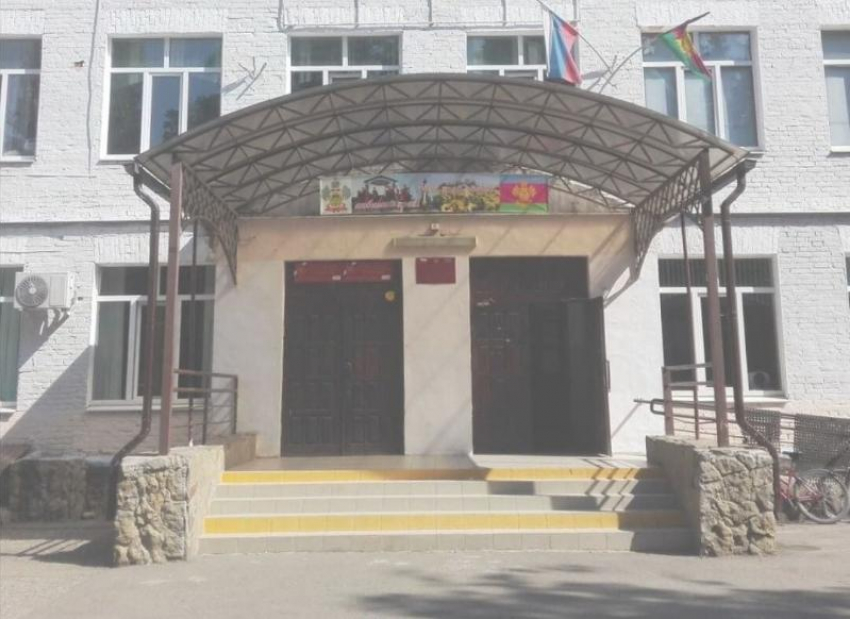 В Краснодаре закрыли на карантин школу № 63