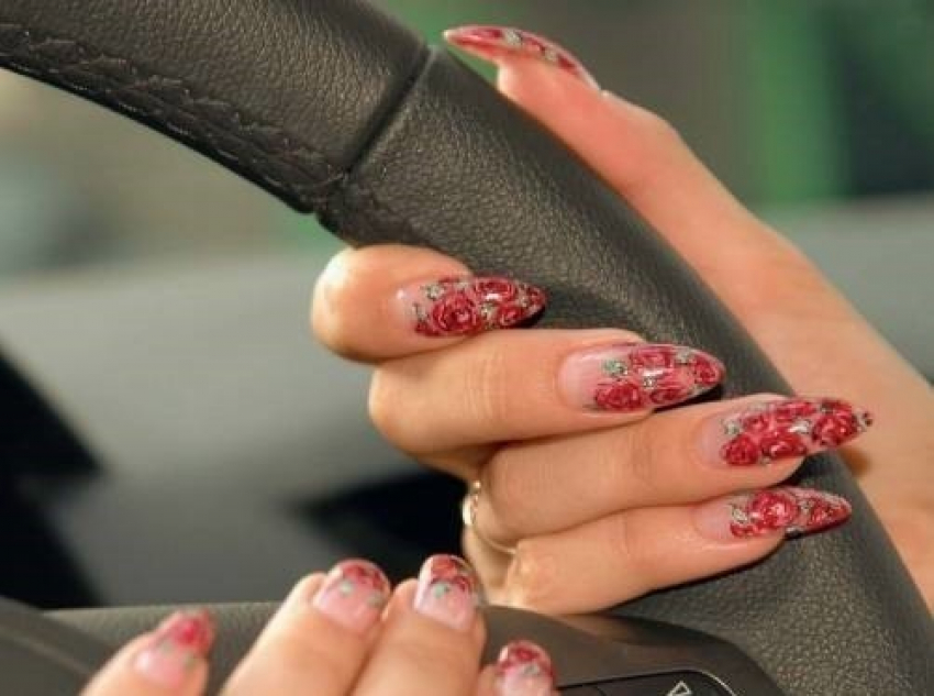 В Краснодаре будут судить «леди», которая плюнула в лицо сотруднику ДПС