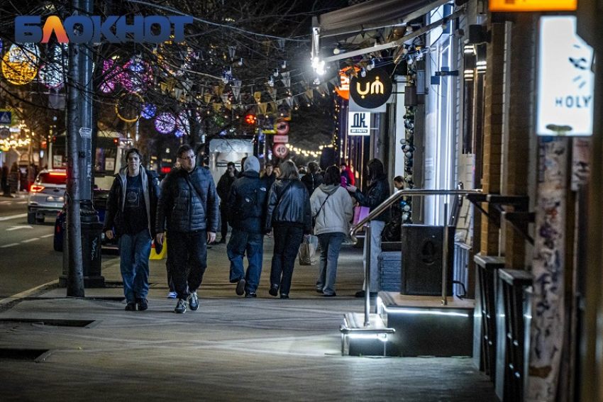 Главную улицу Краснодара очистят от стендов и табличек