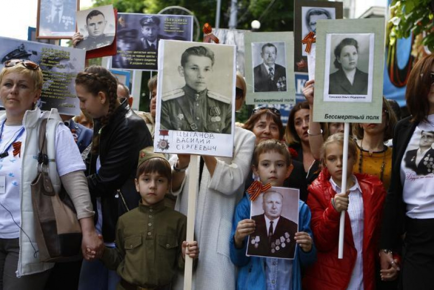 Библиотеки Краснодара бесплатно напечатают фотографии для «Бессмертного полка» 