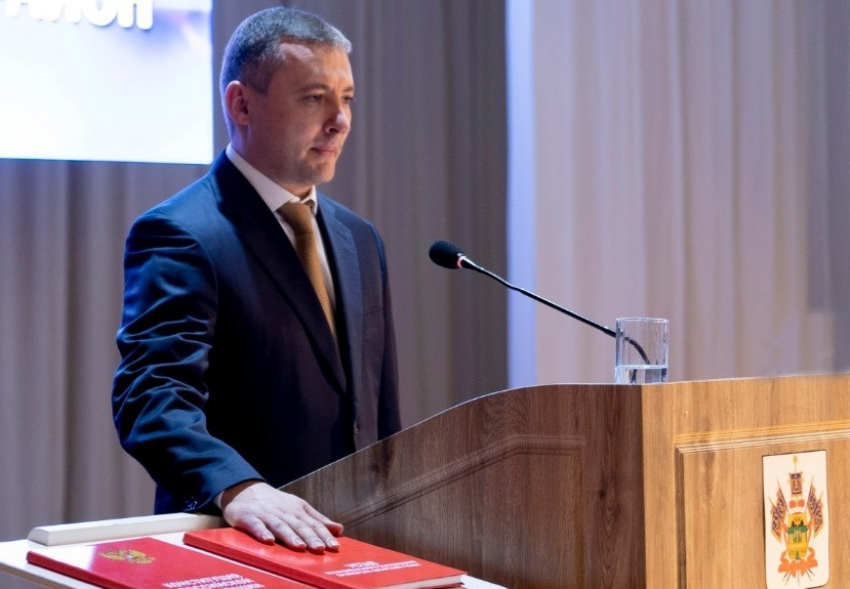 В кабинете и в доме главы Приморско-Ахтарского округа провели обыски