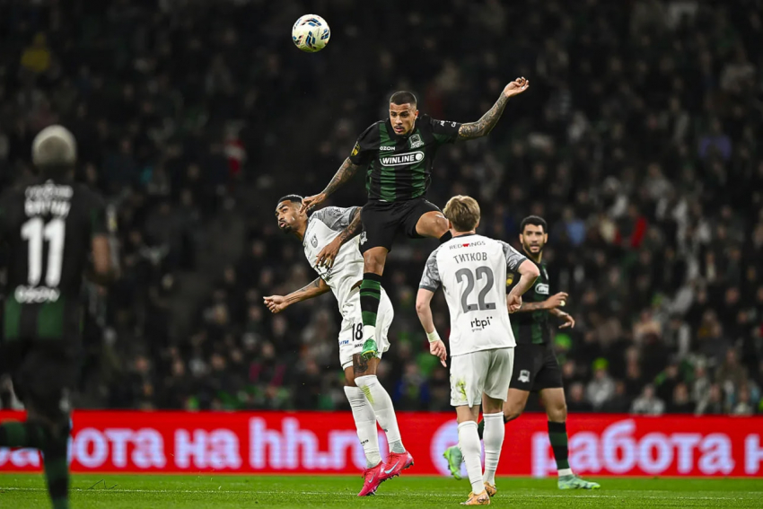 Жаркое столкновение «Краснодара» и «Балтики» закончилось ничьей