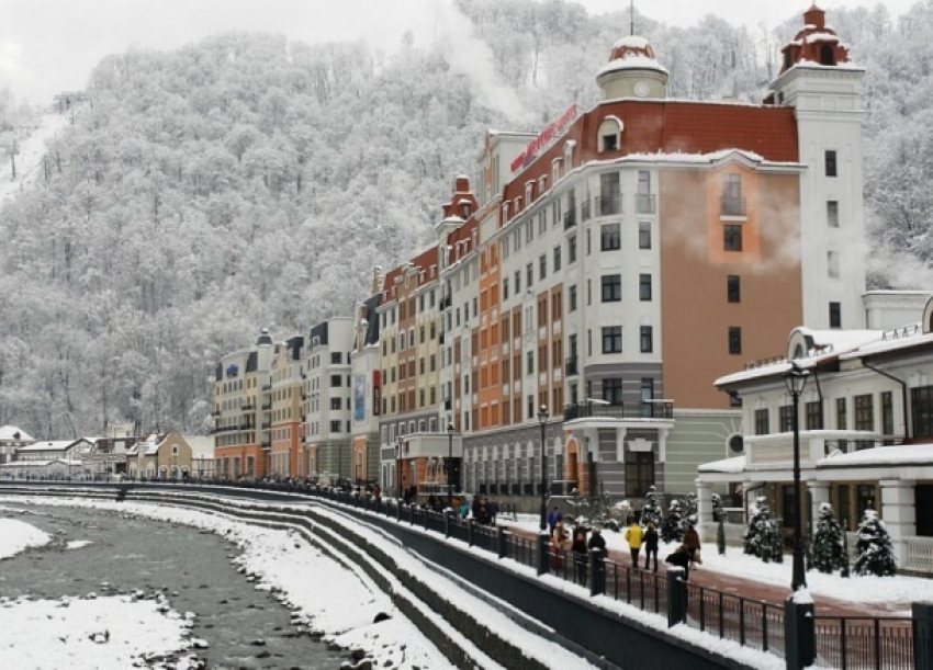 За несколько дней на курортах Сочи продали 50 тысяч ски-пассов