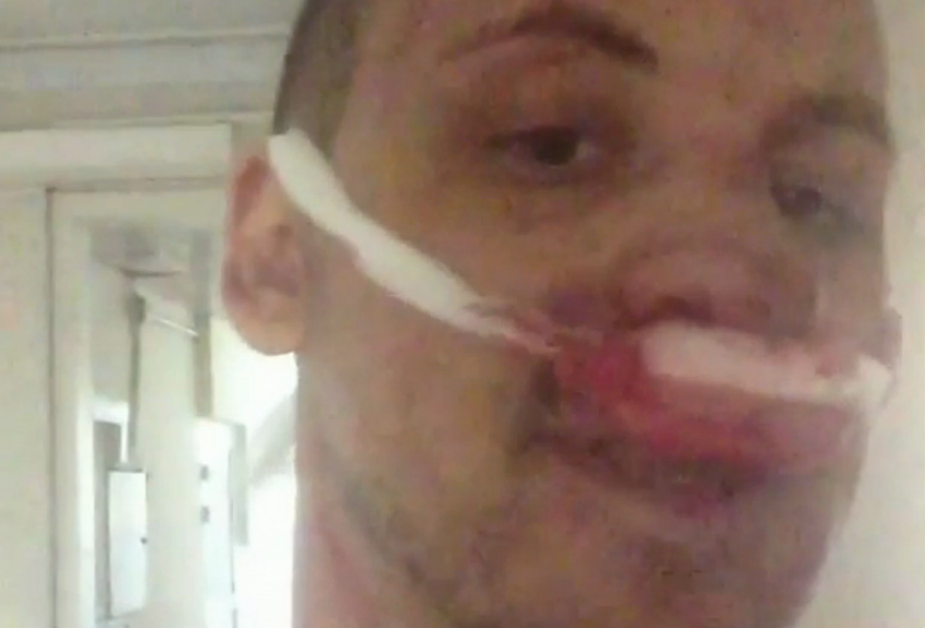 В Краснодаре девятиклассник и его знакомый избили музыканта