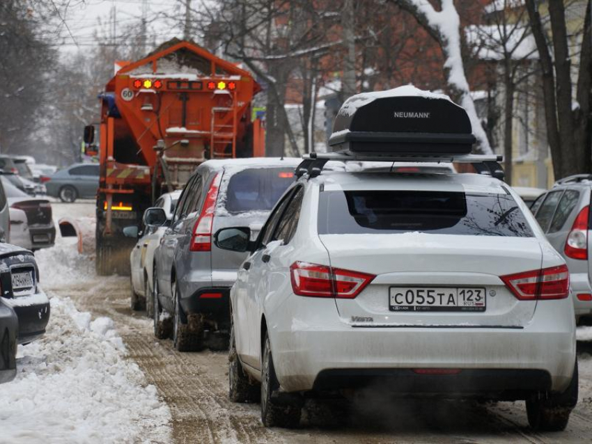 Из-за смертельной аварии под Краснодаром образовалась пробка