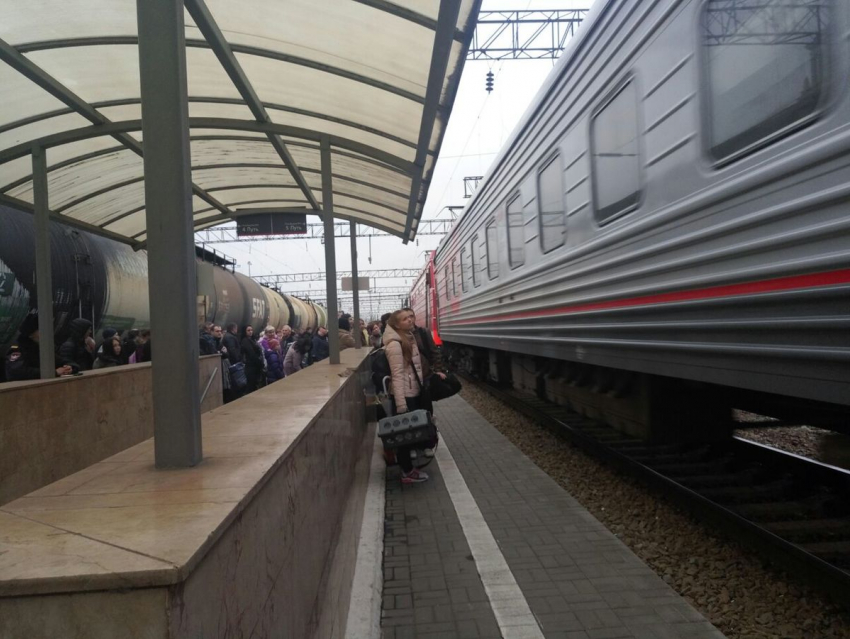 Поезд и «Мерседес» столкнулись в Краснодарском крае