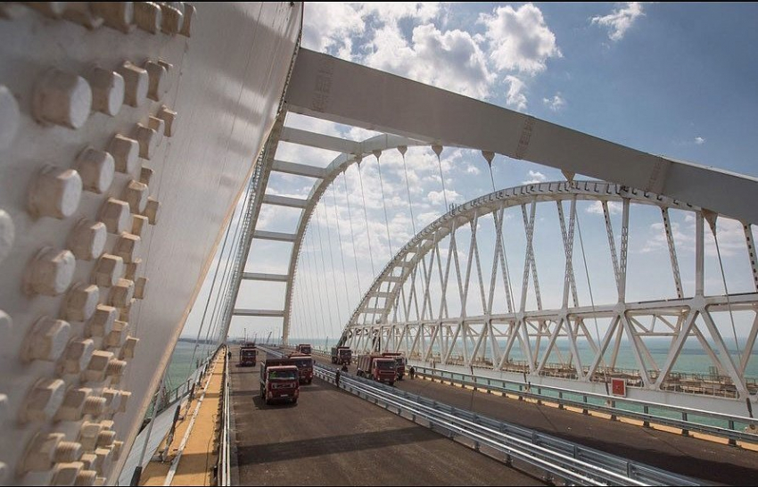 Крымский мост официально откроют 15-16 мая