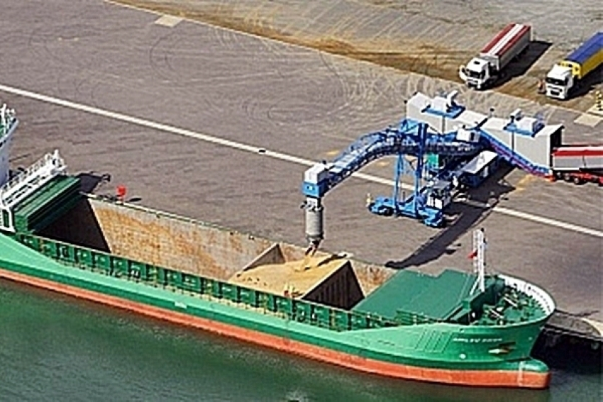 53 российских сухогруза с зерном ушли на экспорт из кубанских портов