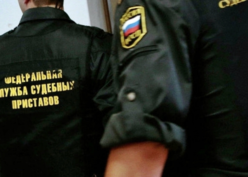 На Кубани судебный пристав попал под следствие из-за халатности 