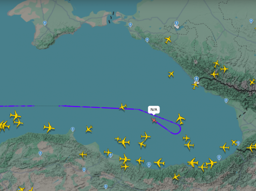 Иностранный самолёт «Артемида» засекли над морем недалеко от Сочи