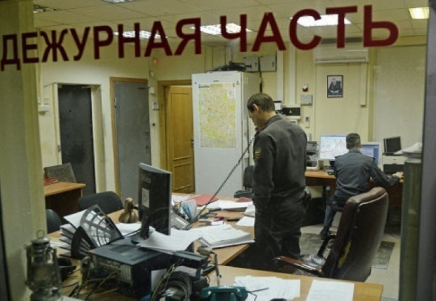 В Абинске мужчина разбил в магазине камеру видеонаблюдения