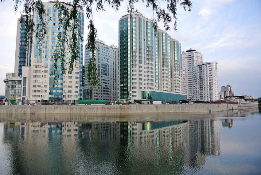Краснодар и Сочи попали в рейтинг городов с самым дорогим жильем
