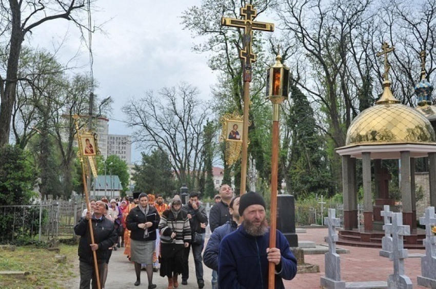 В Краснодаре освятят храм на Всесвятском кладбище