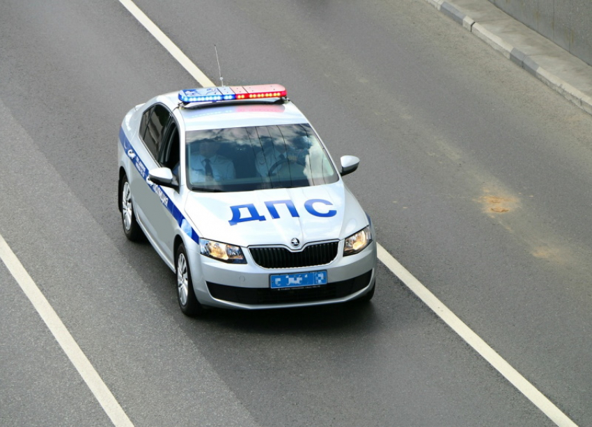 Погоню со стрельбой устроили полицейские для задержания нарушителя на Кубани