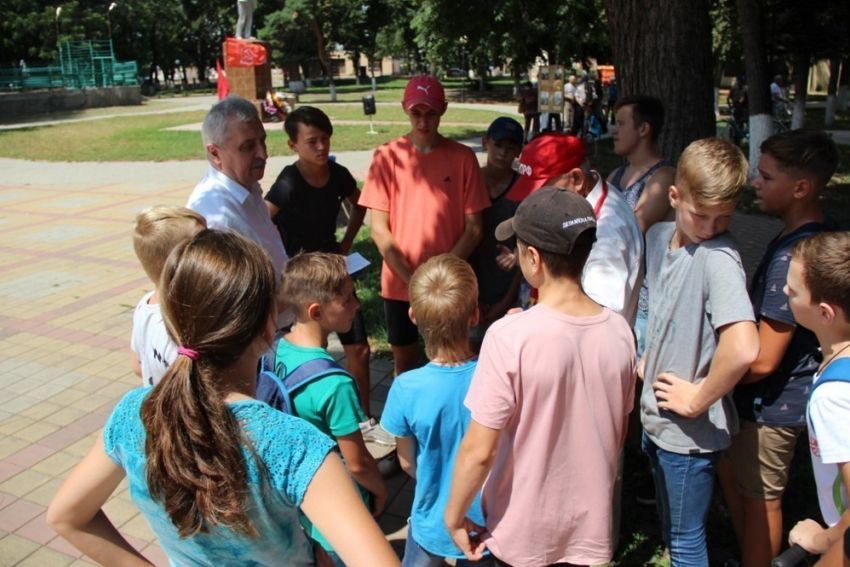 Лидер краевого отделения КПРФ Н.И.Осадчий побывал в кубанской станице