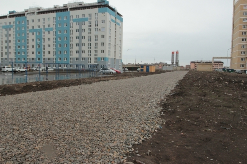 Ремонт дорог в Солнечном микрорайоне Краснодара может затянуться из-за бюрократии