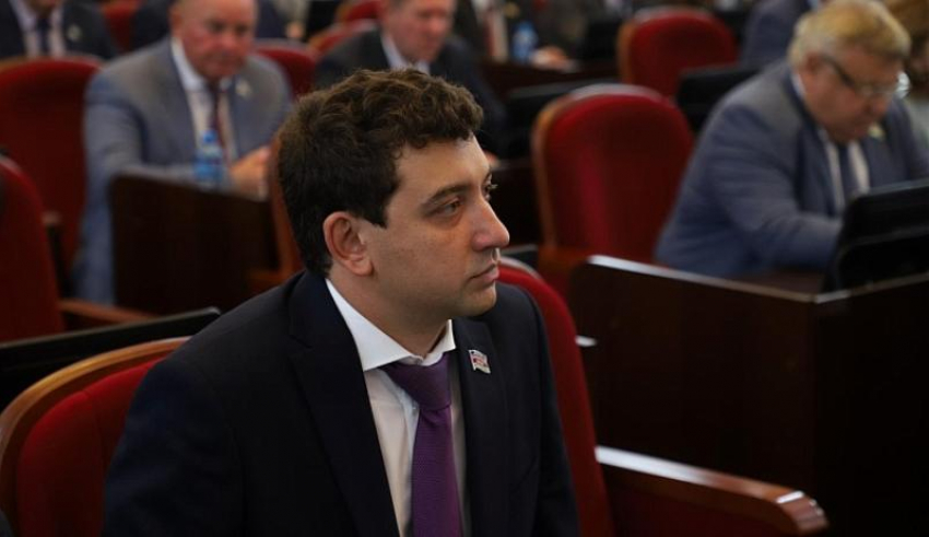 35-летний уроженец Краснодара Валерий Горюханов стал новым депутатом ЗСК 