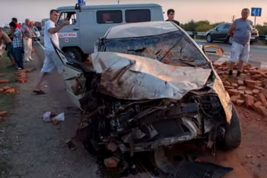 Автокатастрофа под Белореченском: число жертв увеличилось до шести 