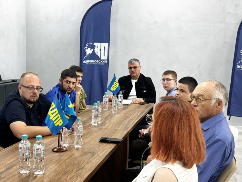 На Кубани представители ЛДПР предложили пересмотреть подход к оплате труда медиков