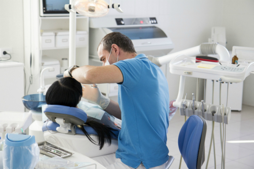 9 февраля - Международный день стоматолога