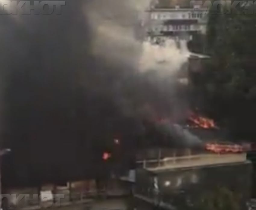 "Число пострадавших при пожаре в Сочи увеличилось до 28", - СМИ