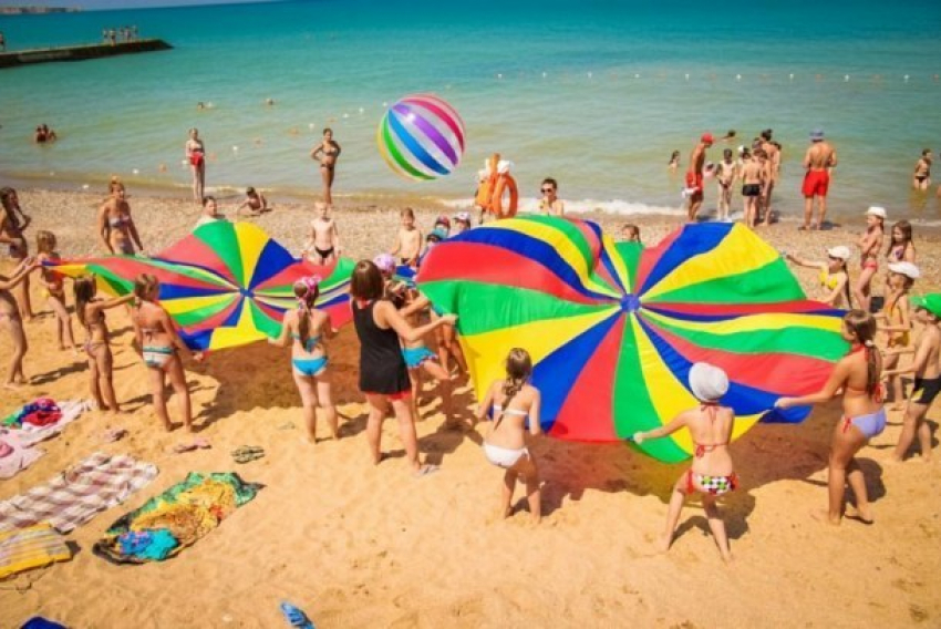  На Кубань за лето приехали отдохнуть более 600 тысяч детей 