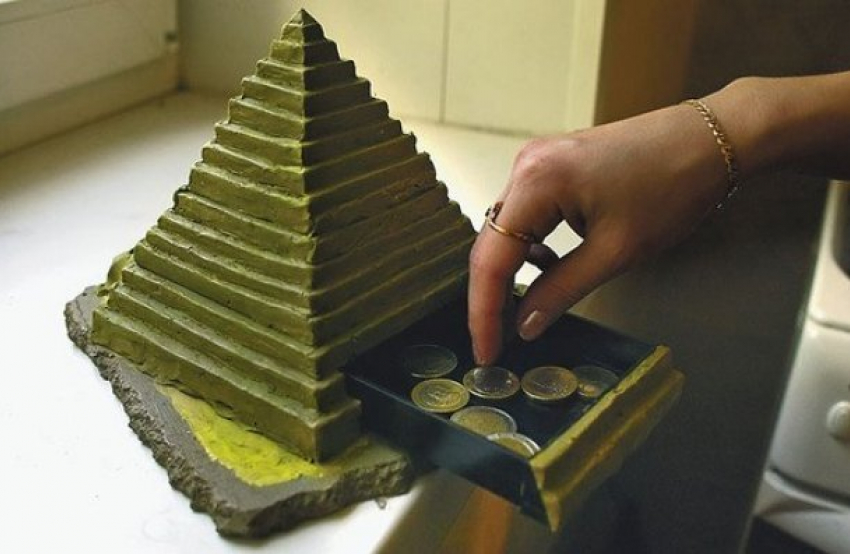  Финансовая пирамида на Кубани обдурила жителей на 130 млн рублей 