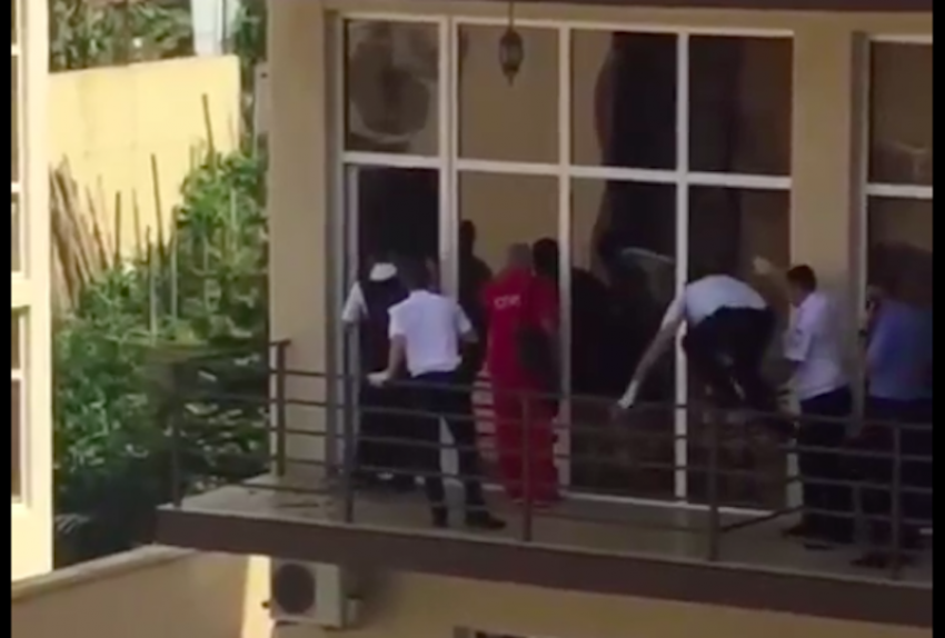 Буйного туриста полицейские штурмом взяли в отеле в Сочи
