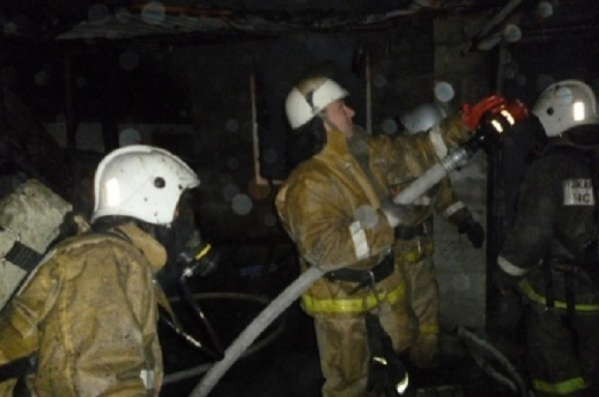  В Адыгее ночью сгорела неработающая шашлычная