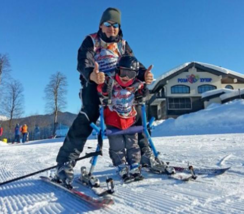 "Это вредит репутации курорта", - «Роза хутор» в Сочи запрещает детям-инвалидам тренировки на своей территории