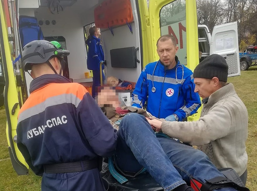В Краснодарском крае рабочий сорвался с вышки сотовой связи