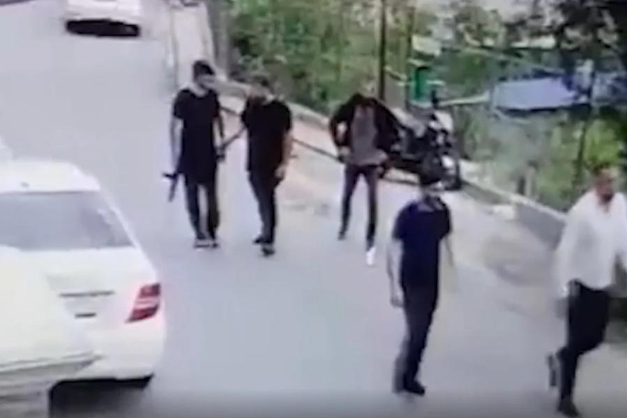Мужчина с автоматом устроил стрельбу во время массовой драки в Сочи