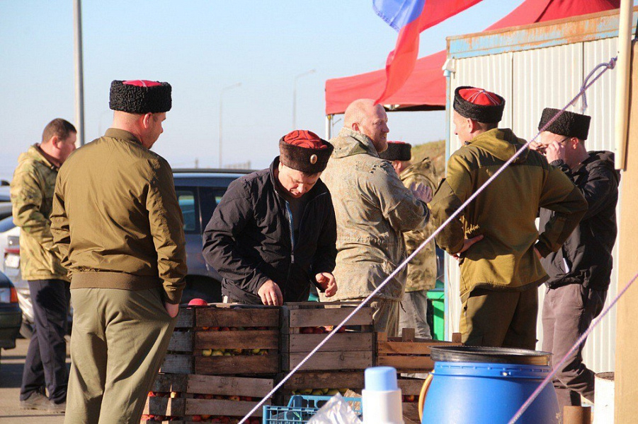 В Краснодарском крае жители открыли «солдатские привалы»
