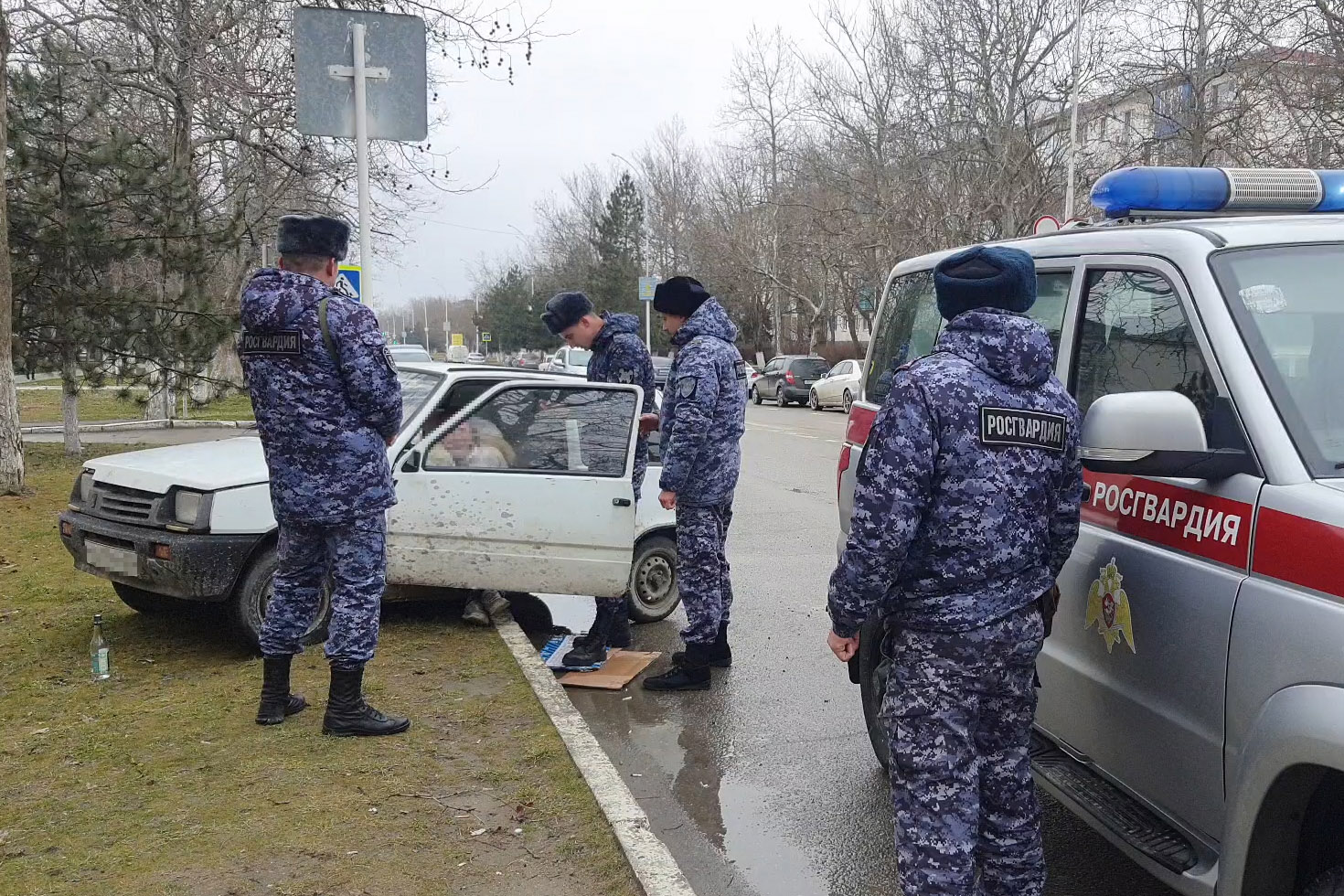 Пьяная женщина угнала машину в Темрюке