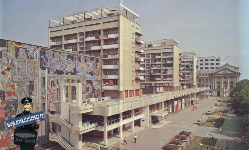 ekaterinodar-ekaterinodar-krasnodar-ulicsa-krasnaya-dom-knigi-2.jpg